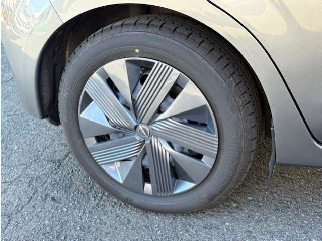 日産 ノート １．２ Ｘ ＦＯＵＲ ４ＷＤ R5年 (東北) 99