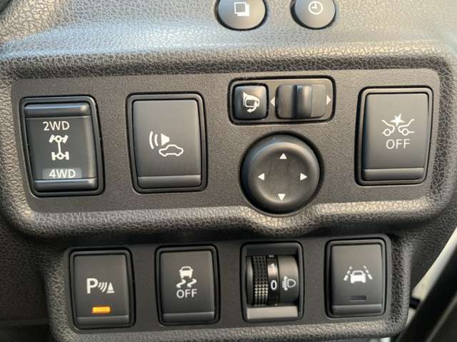 日産 ノート １．２ Ｅ－ＰＯＷＥＲ Ｘ ＦＯＵＲ ４ＷＤ R1年 (東北) 99