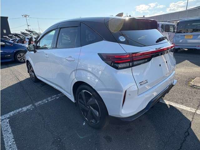 日産 ノートオーラ １．２ Ｇ ＦＯＵＲ レザーエディション ４ＷＤ R4年 (東北) 99