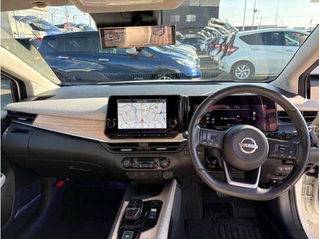 日産 ノートオーラ １．２ Ｇ ＦＯＵＲ レザーエディション ４ＷＤ R4年 (東北) 99