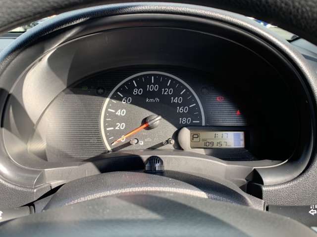 日産 マーチ １．２ Ｘ Ｖセレクション R3年 (東北) 99