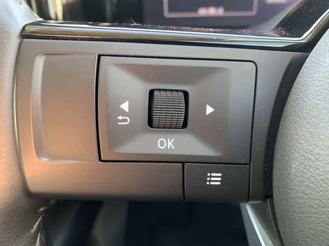 日産 ノート １．２ Ｓ ＦＯＵＲ ４ＷＤ R4年 (東北) 99