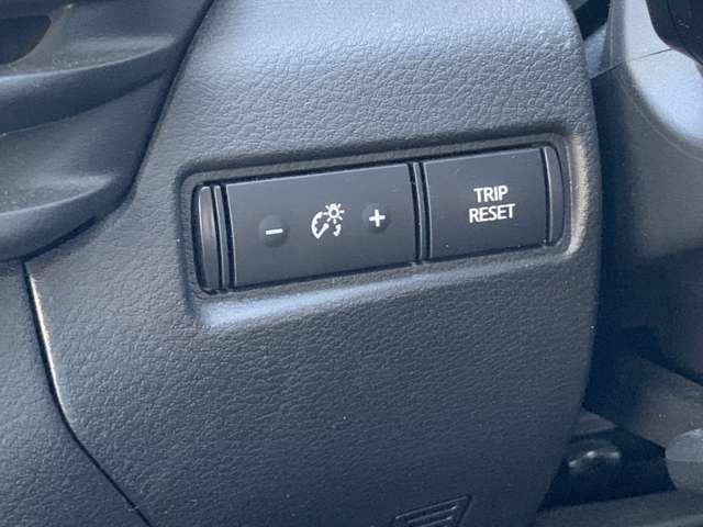 日産 ノート １．２ Ｓ ＦＯＵＲ ４ＷＤ R4年 (東北) 99