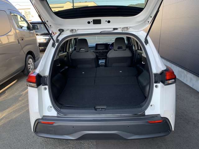 日産 ノート １．２ Ｓ ＦＯＵＲ ４ＷＤ R4年 (東北) 99