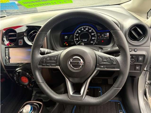 日産 ノート １．２ Ｅ－ＰＯＷＥＲ メダリスト ＦＯＵＲ ４ＷＤ R1年 (東北) 99