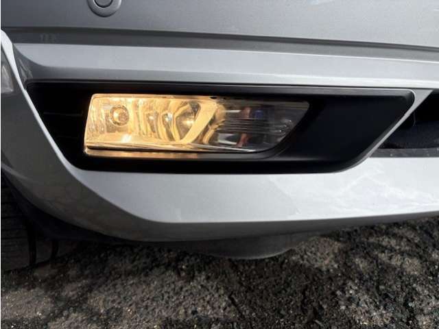 日産 ノート １．２ Ｅ－ＰＯＷＥＲ メダリスト ＦＯＵＲ ４ＷＤ R1年 (東北) 99