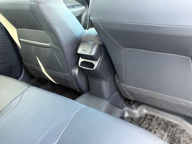 日産 ノートオーラ １．２ Ｇ ＦＯＵＲ レザーエディション ４ＷＤ R4年 (東北) 99