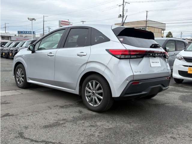 日産 ノート １．２ Ｓ ＦＯＵＲ ４ＷＤ R4年 (東北) 99