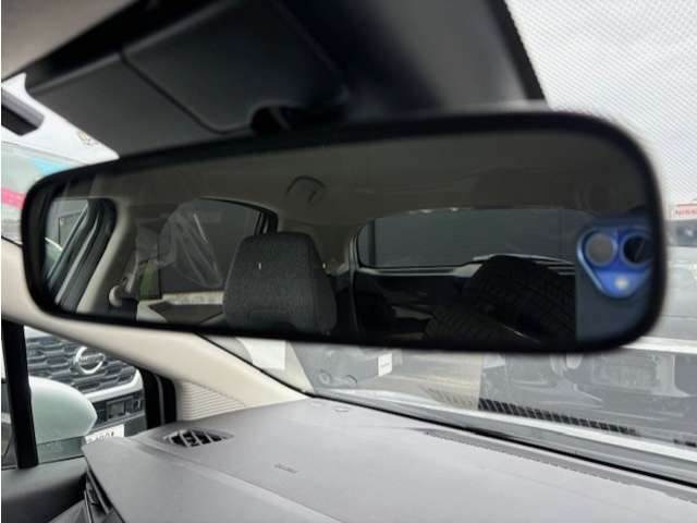 日産 ノート １．２ Ｓ ＦＯＵＲ ４ＷＤ R4年 (東北) 99