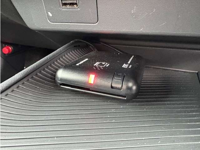 日産 ノート １．２ Ｓ ＦＯＵＲ ４ＷＤ R4年 (東北) 99