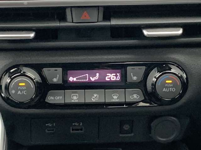 日産 ノートオーラ １．２ Ｇ ＦＯＵＲ レザーエディション ４ＷＤ R4年 (東北) 99