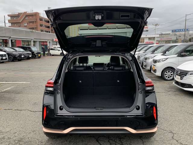 日産 ノートオーラ １．２ Ｇ ＦＯＵＲ レザーエディション ４ＷＤ R4年 (東北) 99