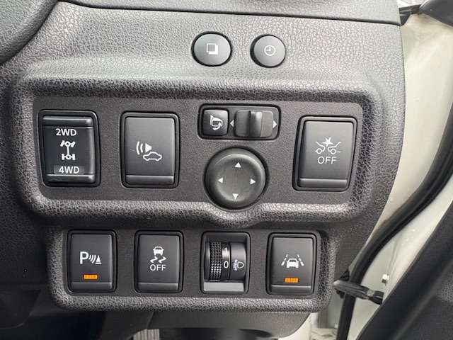 日産 ノート １．２ Ｅ－ＰＯＷＥＲ Ｘ ＦＯＵＲ ４ＷＤ R2年 (東北) 99