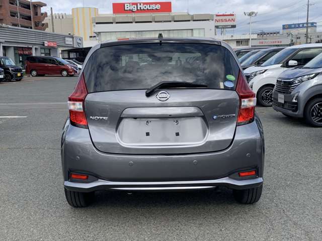 日産 ノート １．２ Ｅ－ＰＯＷＥＲ Ｘ ＦＯＵＲ ブラックアロー ４ＷＤ H30年 (東北) 99