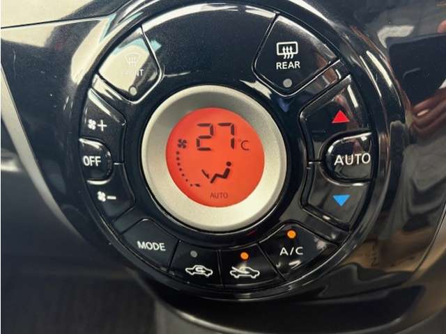 日産 ノート １．２ Ｘ ＦＯＵＲ Ｖセレクション プラスセーフティ ４ＷＤ H27年 (東北) 99