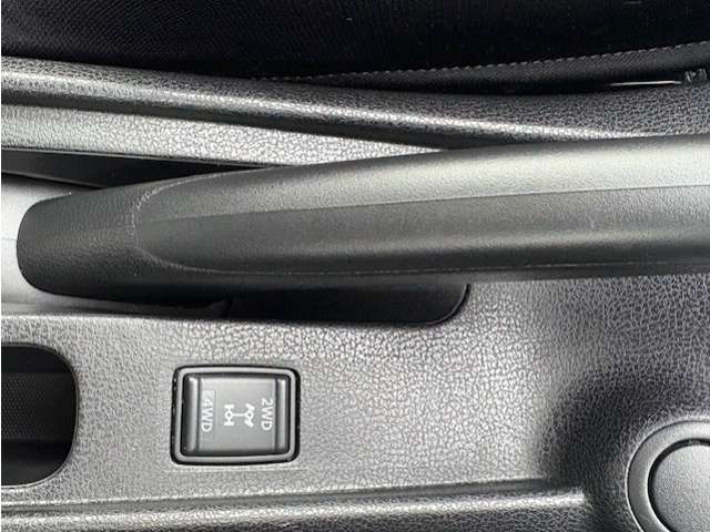 日産 ノート １．２ Ｘ ＦＯＵＲ Ｖセレクション プラスセーフティ ４ＷＤ H27年 (東北) 99