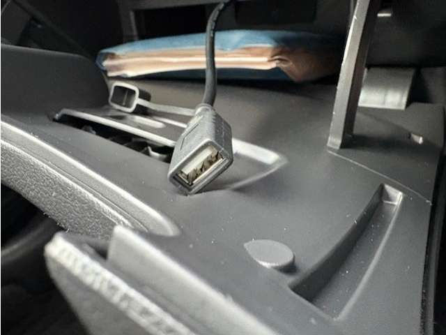 日産 ノート １．２ Ｘ ＦＯＵＲ Ｖセレクション プラスセーフティ ４ＷＤ H27年 (東北) 99