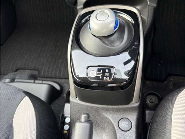 日産 ノート １．２ Ｅ－ＰＯＷＥＲ Ｂ ＦＯＵＲ ４ＷＤ R2年 (東北) 99