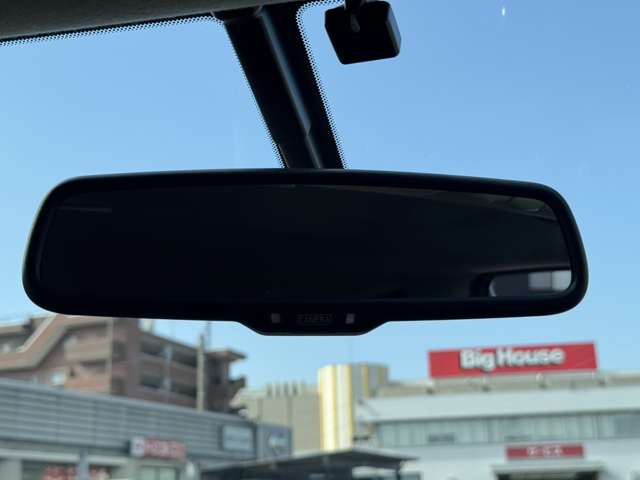 日産 ノート １．２ メダリスト H25年 (東北) 99