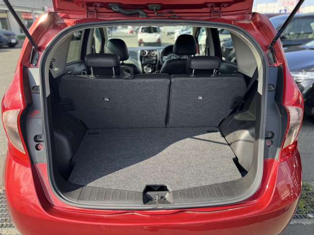 日産 ノート １．２ メダリスト H25年 (東北) 99