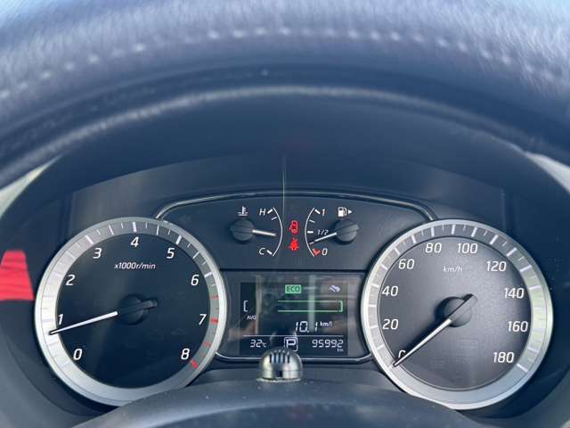 日産 シルフィ １．８ Ｓ H27年 (東北) 99