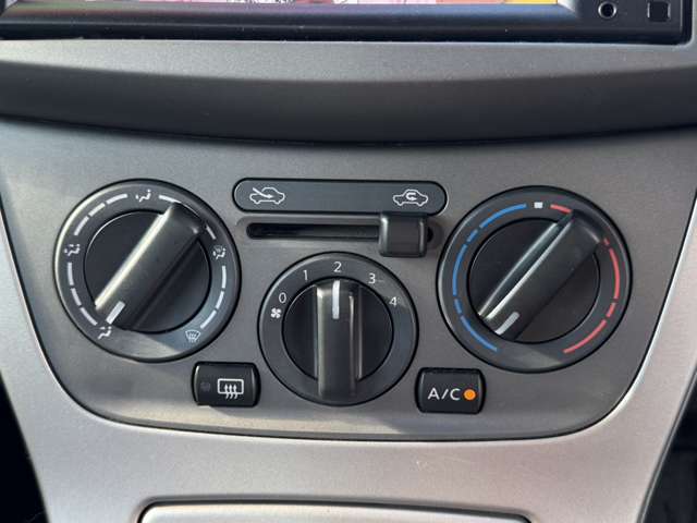 日産 シルフィ １．８ Ｓ H27年 (東北) 99