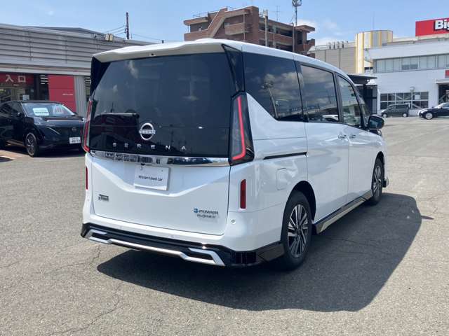 日産 セレナ １．４ Ｅ－４ＯＲＣＥ ハイウェイスターＶ ４ＷＤ R7年 (東北) 99