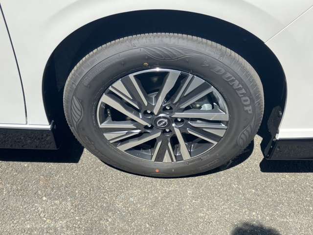 日産 セレナ １．４ Ｅ－４ＯＲＣＥ ハイウェイスターＶ ４ＷＤ R7年 (東北) 99