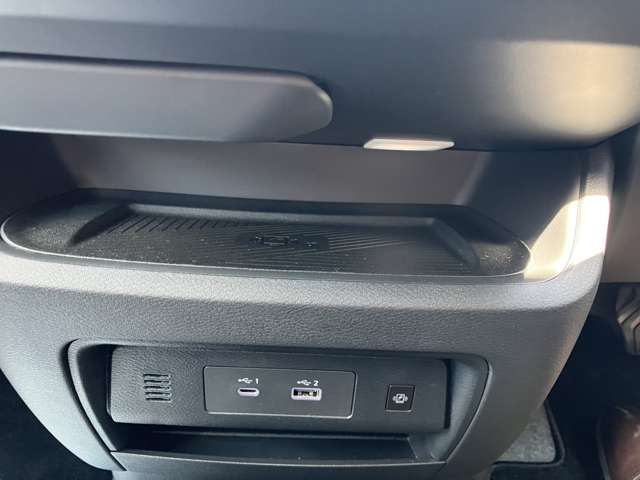 日産 セレナ １．４ Ｅ－４ＯＲＣＥ ハイウェイスターＶ ４ＷＤ R7年 (東北) 99