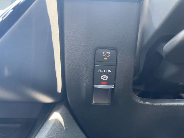 日産 セレナ １．４ Ｅ－４ＯＲＣＥ ハイウェイスターＶ ４ＷＤ R7年 (東北) 99