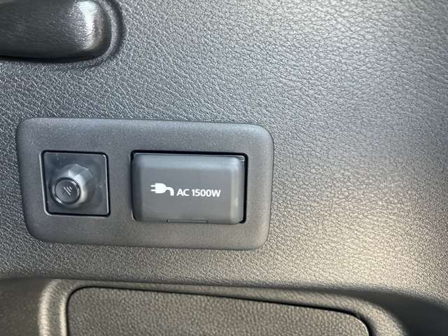 日産 セレナ １．４ Ｅ－４ＯＲＣＥ ハイウェイスターＶ ４ＷＤ R7年 (東北) 99