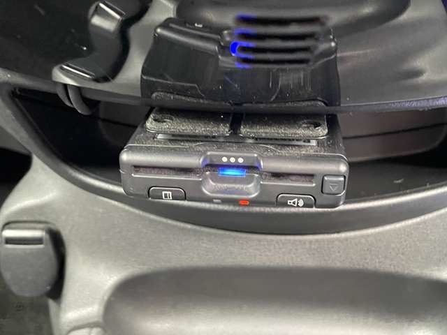 日産 ノート １．２ Ｅ－ＰＯＷＥＲ メダリスト R1年 (東北) 99