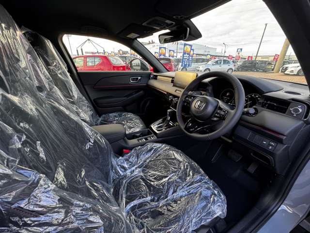 ホンダ ヴェゼル １．５ Ｅ：ＨＥＶ ＲＳ R7年 (九州・沖縄) 99