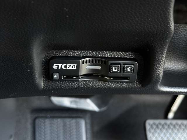 ホンダ ヴェゼル １．５ Ｅ：ＨＥＶ ＲＳ R7年 (九州・沖縄) 99