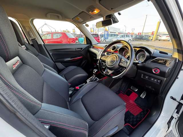 スズキ スイフト スポーツ １．４ セーフティパッケージ装着車 R1年 (九州・沖縄) 99