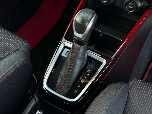 スズキ スイフト スポーツ １．４ セーフティパッケージ装着車 R1年 (九州・沖縄) 99