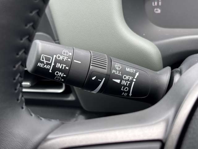 ホンダ フリード　ハイブリッド １．５ Ｅ：ＨＥＶ クロスター R7年 (九州・沖縄) 99