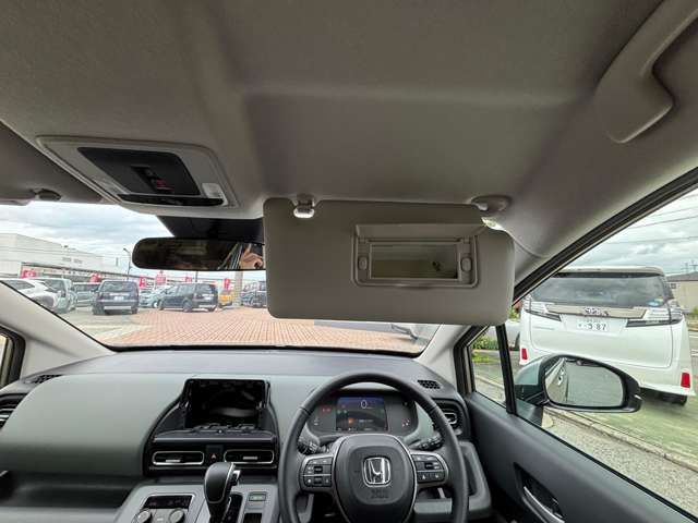 ホンダ フリード　ハイブリッド １．５ Ｅ：ＨＥＶ クロスター R7年 (九州・沖縄) 99