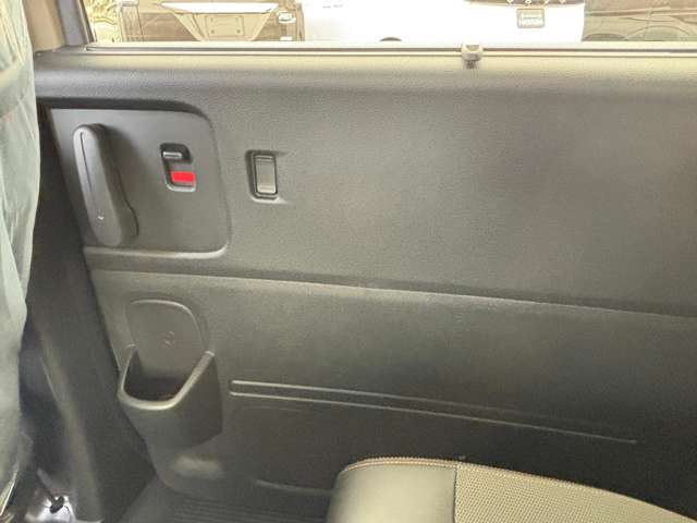 ホンダ フリード　ハイブリッド １．５ Ｅ：ＨＥＶ クロスター R7年 (九州・沖縄) 99