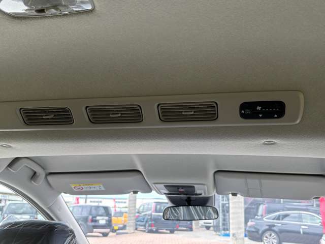 ホンダ フリード　ハイブリッド １．５ Ｅ：ＨＥＶ クロスター R7年 (九州・沖縄) 99