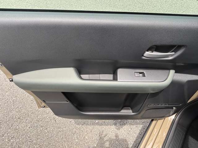 ホンダ フリード　ハイブリッド １．５ Ｅ：ＨＥＶ クロスター R7年 (九州・沖縄) 99