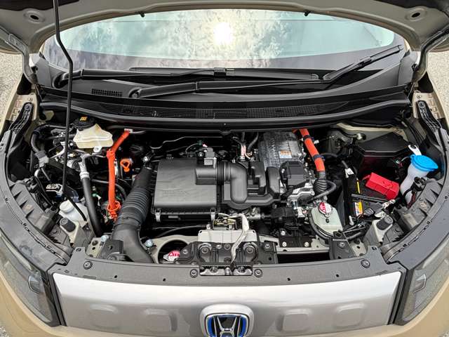 ホンダ フリード　ハイブリッド １．５ Ｅ：ＨＥＶ クロスター R7年 (九州・沖縄) 99