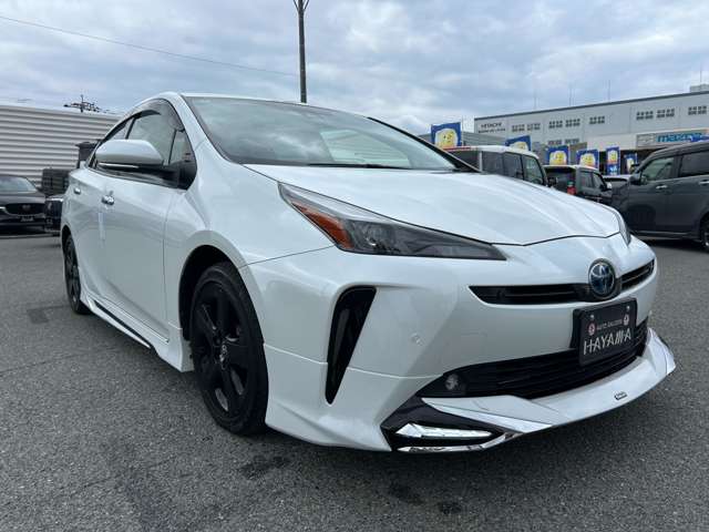 トヨタ プリウス １．８ Ｓ ツーリングセレクション R4年 (九州・沖縄) 99