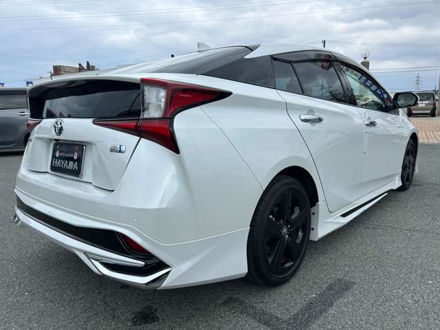 トヨタ プリウス １．８ Ｓ ツーリングセレクション R4年 (九州・沖縄) 99