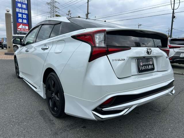 トヨタ プリウス １．８ Ｓ ツーリングセレクション R4年 (九州・沖縄) 99