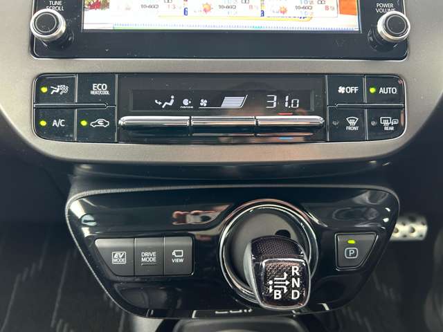 トヨタ プリウス １．８ Ｓ ツーリングセレクション R4年 (九州・沖縄) 99