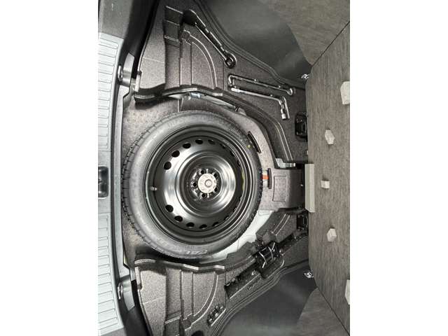 トヨタ プリウス １．８ Ｓ ツーリングセレクション R4年 (九州・沖縄) 99