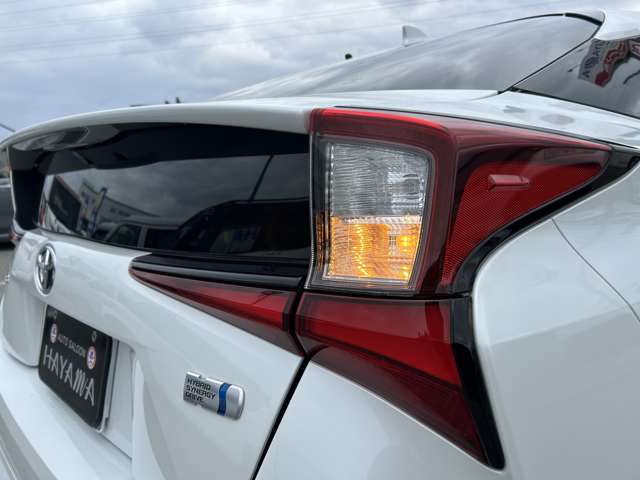 トヨタ プリウス １．８ Ｓ ツーリングセレクション R4年 (九州・沖縄) 99