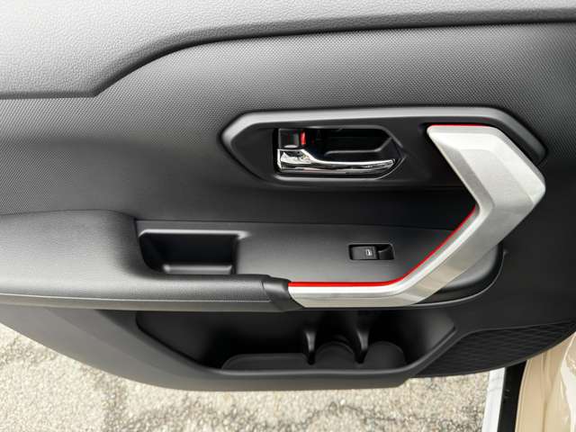 トヨタ ライズ　ハイブリッド ハイブリッド １．２ Ｚ R7年 (九州・沖縄) 99