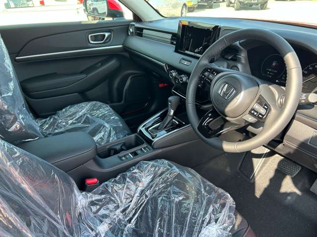 ホンダ ヴェゼル １．５ Ｅ：ＨＥＶ Ｚ R7年 (九州・沖縄) 99